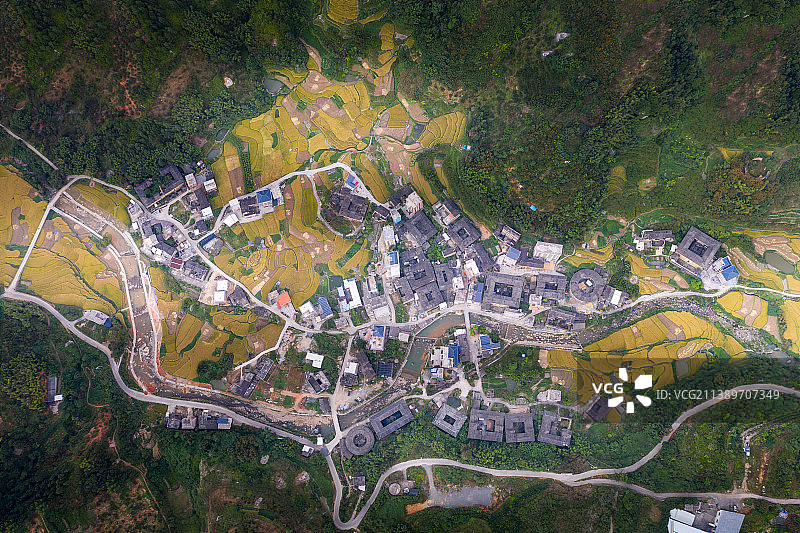 坑头土楼秋色图片素材