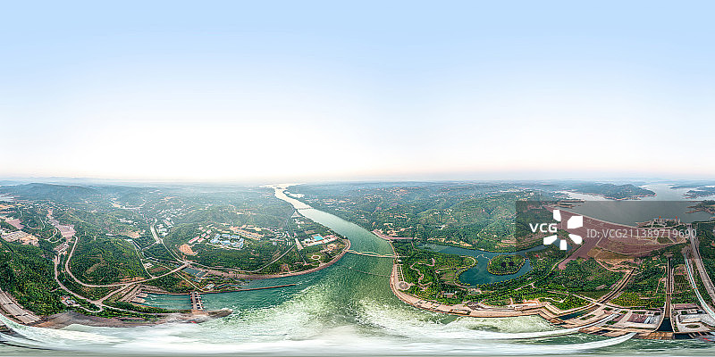 河南省洛阳市孟津济源市黄河小浪底水利枢纽上游库区夏季户外风光全景图片素材