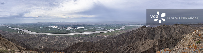 宁夏牛首山夏日风光---几字型黄河图片素材