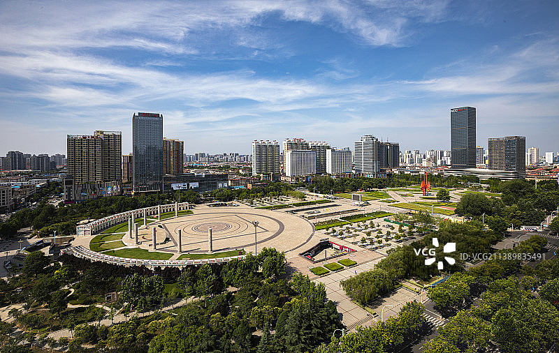 临沂人民广场夏日图片素材