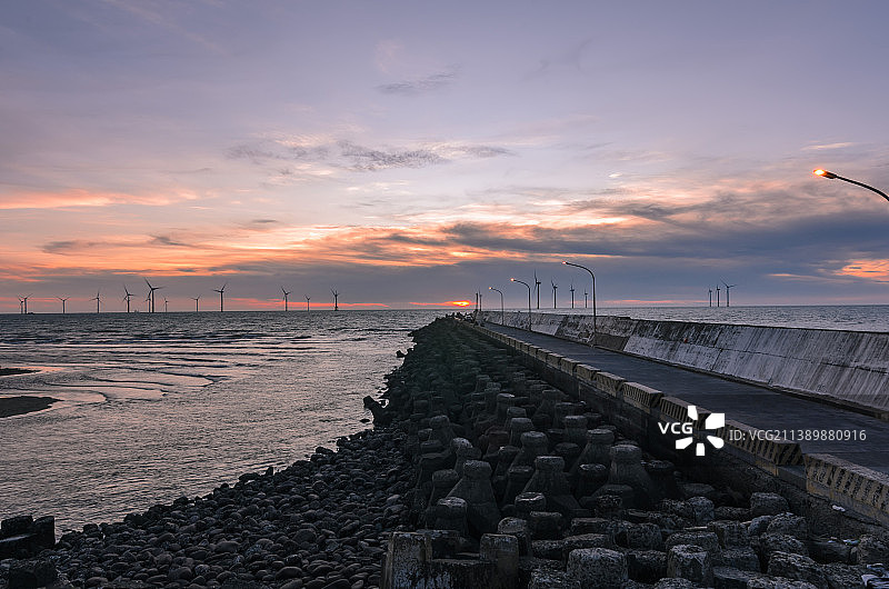 日落时海天相映的风景图片素材