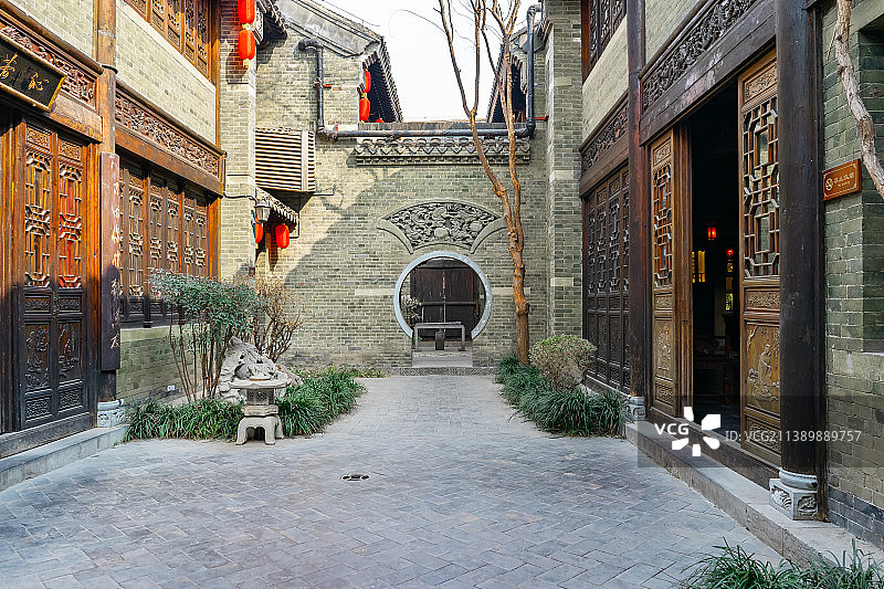 中国山东省枣庄市台儿庄古城，著名旅游景点，古代建筑正昇园的中式庭院，户外无人图像摄影图片素材