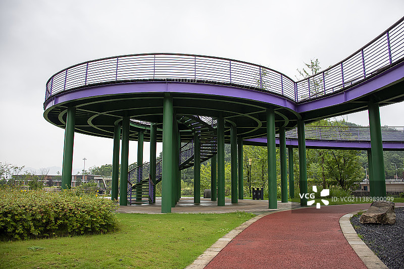 重庆礼嘉智慧公园旋转观光桥图片素材