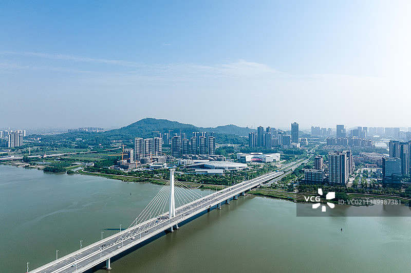 航拍广州南沙自贸区灵山岛尖城市风光图片素材