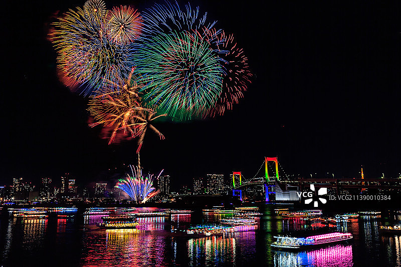 御台场彩虹烟花东京图片素材