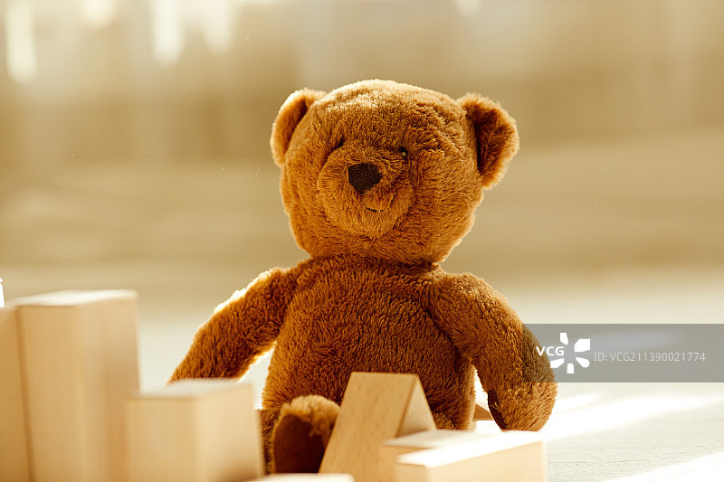 日本小孩在家图片素材