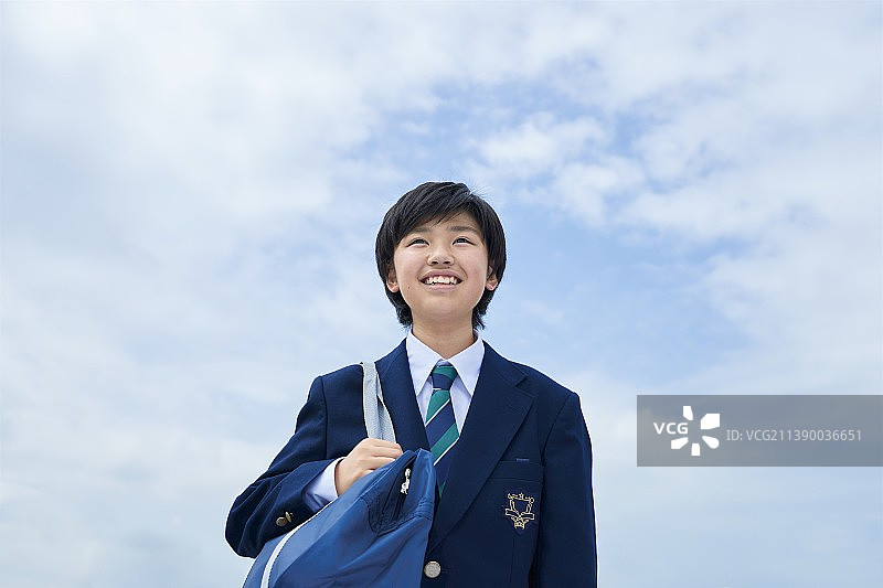 户外快乐的日本青少年图片素材