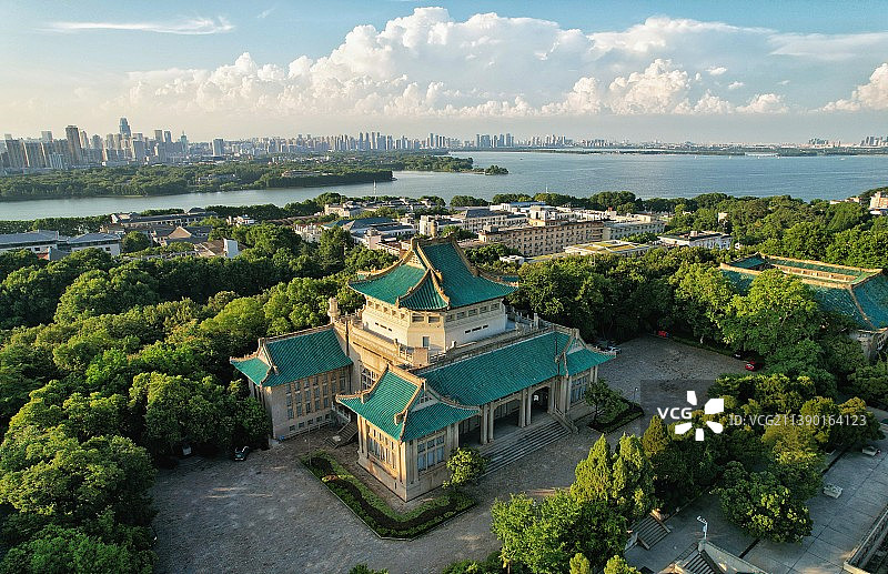 武汉大学樱顶图片素材