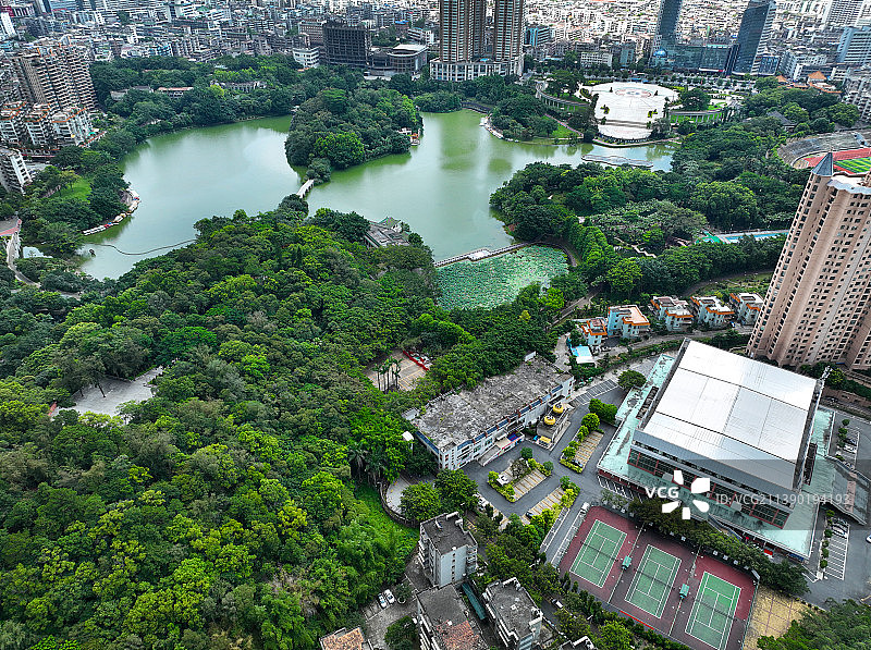 广东省江门市蓬江区五邑大学东湖公园航拍图片素材