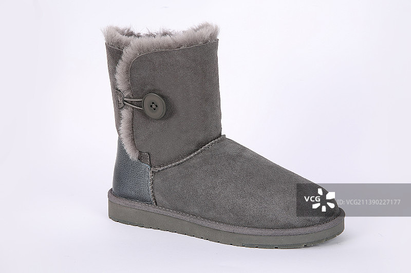 白背景保暖雪地靴图片素材