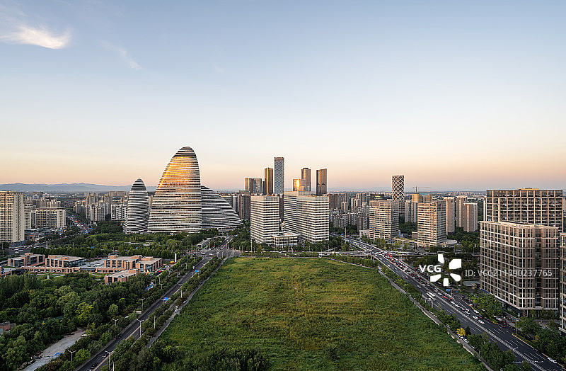 北京望京地区办公大楼商务楼建筑群图片素材
