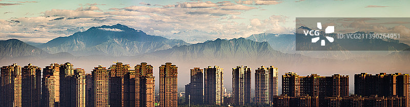 山与城图片素材