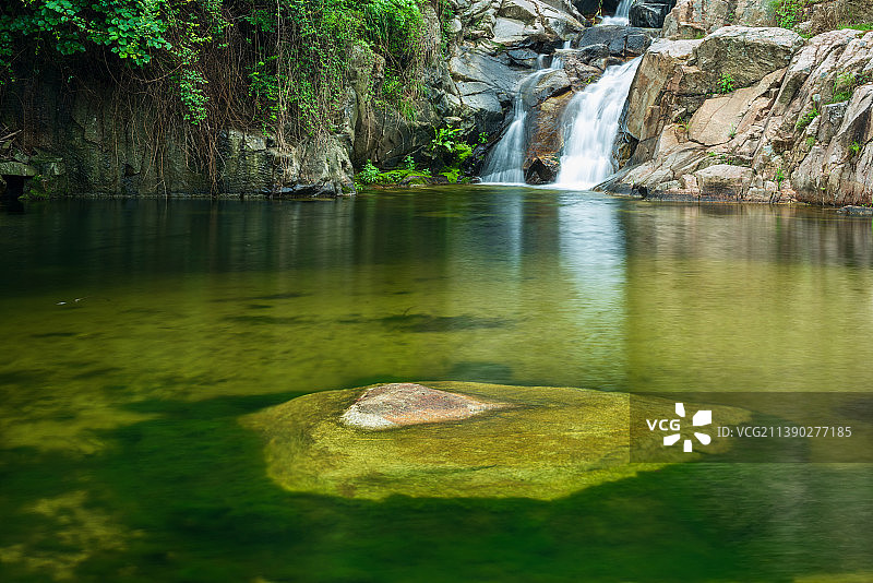 泰山彩石溪图片素材