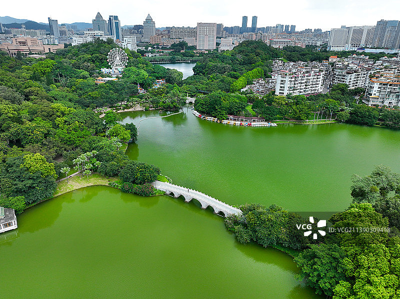 广东省江门市蓬江区五邑大学东湖公园航拍图片素材