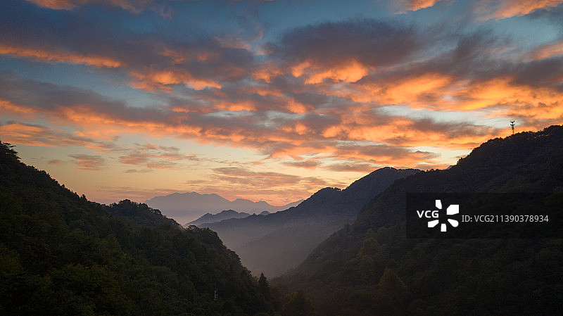 大别山朝霞图片素材