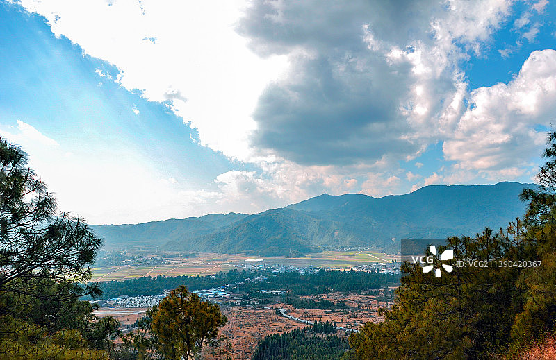 云南火山地图片素材