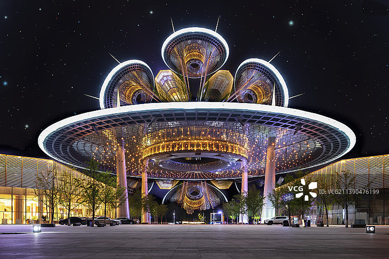 星空下的中关村软件园广场图片素材