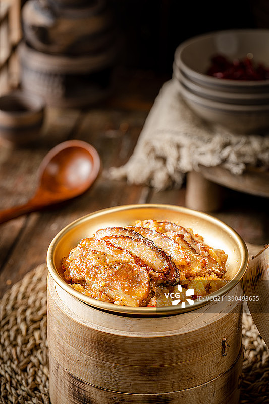 贵州菜 复古风 乡村风 特写 美食 家乡 粉蒸肉图片素材