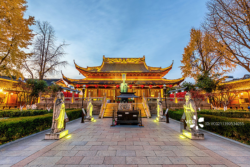 中国江苏南京夫子庙大成殿夜景图片素材