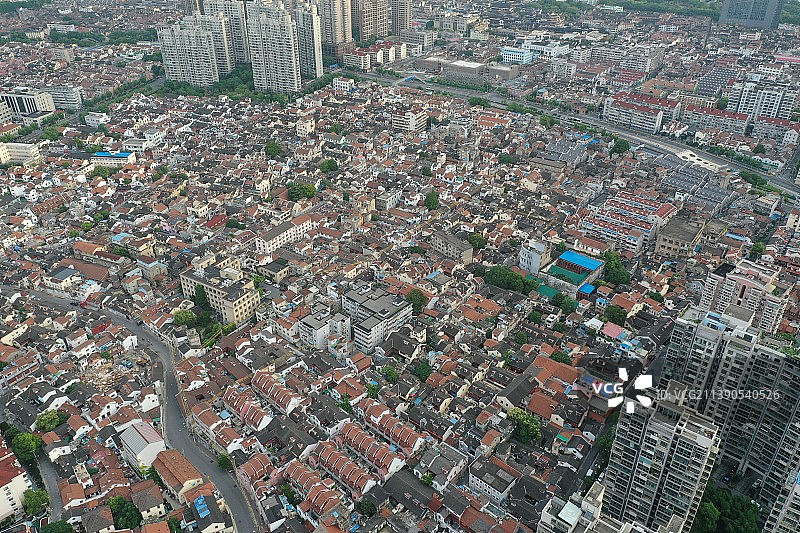 上海老城厢乔家路地块鸟瞰~市中心最大的旧城改造地块，期待旧貌换新颜仍能不失城市文脉图片素材