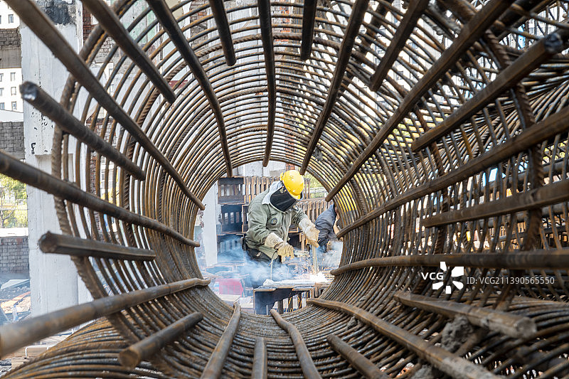 上海施工现场钢筋笼图片素材