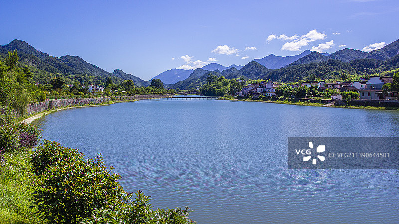 宁静的龙川图片素材