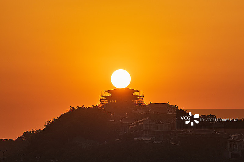重庆广阳岛广阳阁悬日图片素材