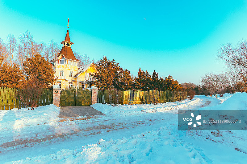 中国黑龙江省哈尔滨市伏尔加庄园森林别墅图片素材