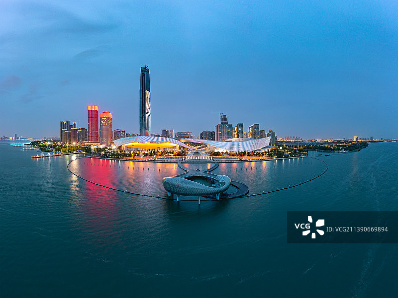 苏州湾吴江太湖新城城市夜景风光图片素材