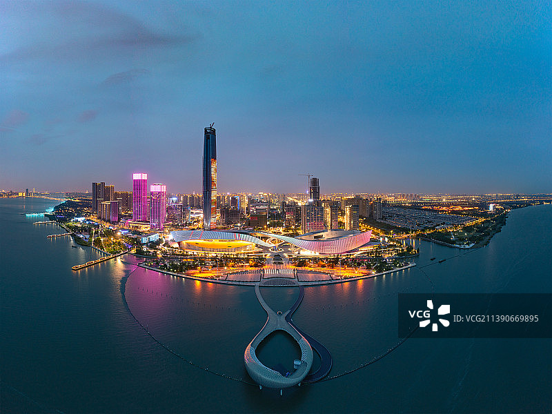 苏州湾吴江太湖新城城市夜景风光图片素材