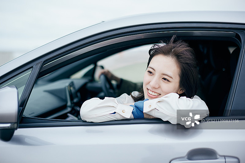 日本夫妇自驾游图片素材