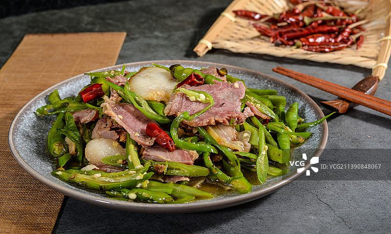 尖椒卤肉 回锅肉图片素材