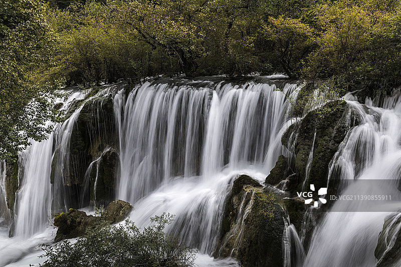 九寨沟树正瀑布图片素材