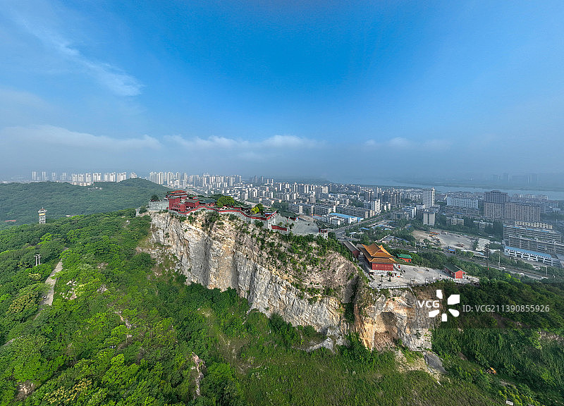 航拍襄阳真武山风景区景点旅游风光图片素材