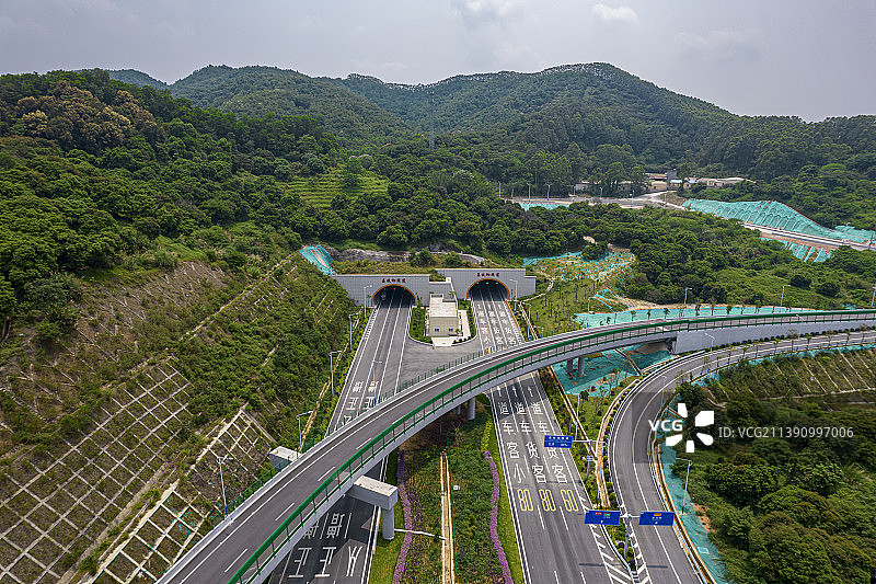 外环路荔枝坳隧道图片素材