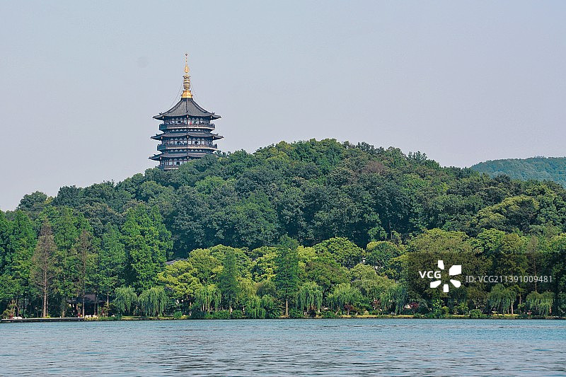 杭州西湖与雷峰塔图片素材