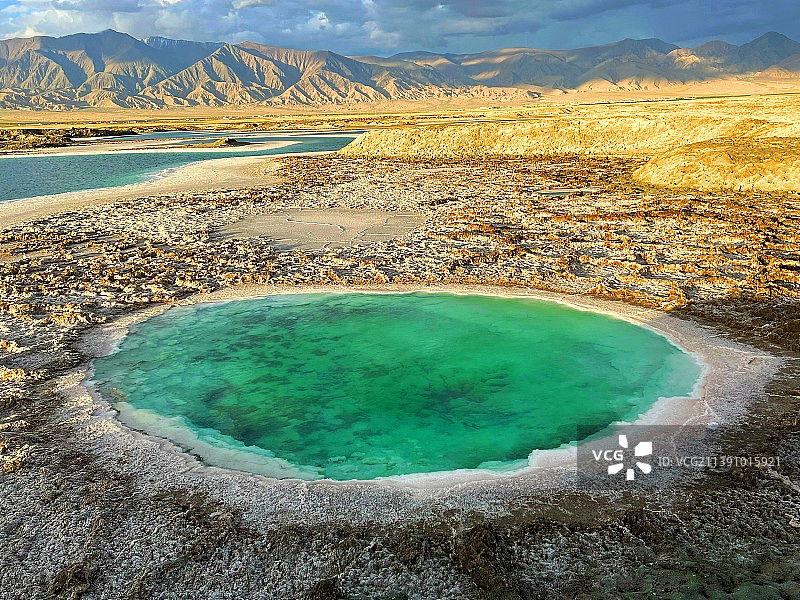 大柴旦翡翠湖图片素材