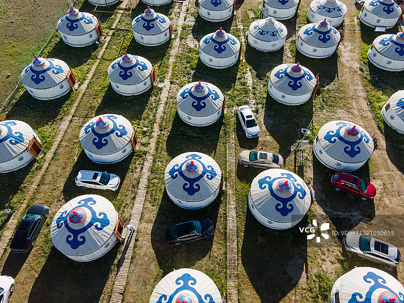 新疆巴音布鲁克的毛毡房图片素材