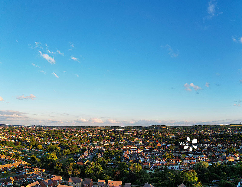 卢顿利格雷夫日落的航拍全景图片素材
