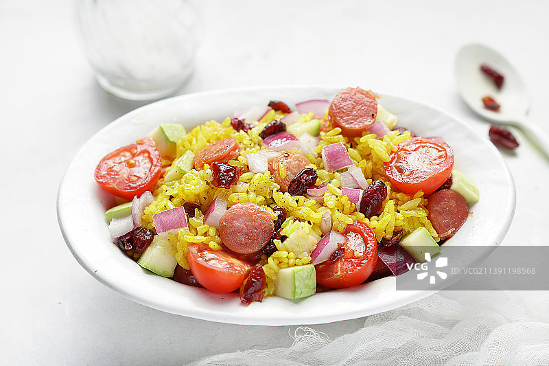 姜黄米饭沙拉图片素材