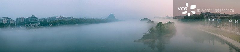 漓江晨雾图片素材