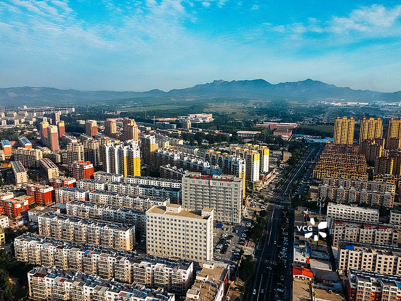 建平县 人民路 京沈路 东环岛 热电公司 清晨图片素材