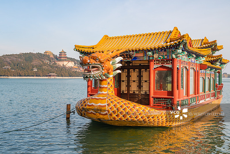 北京颐和园龙船特写图片素材