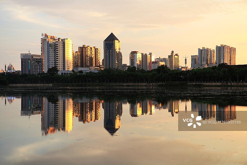 金色家园图片素材