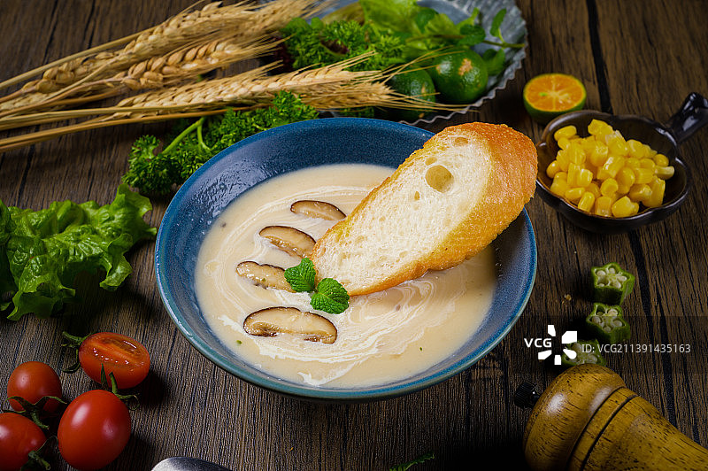 奶油蘑菇汤图片素材