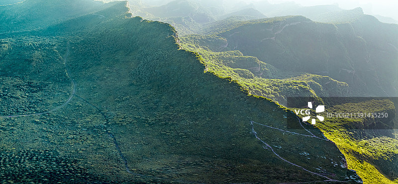 山西长治，太行山夏日风光。图片素材