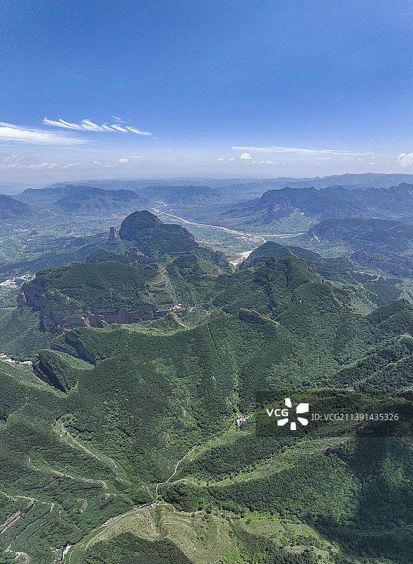 山西长治，太行山夏日风光。图片素材