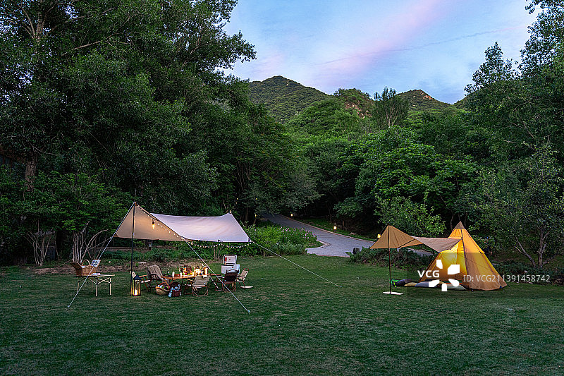 夏日露营图片素材