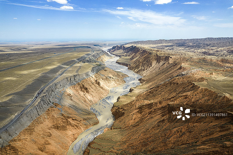 新疆维吾尔自治区伊犁自治州奎屯市安集海大峡谷图片素材