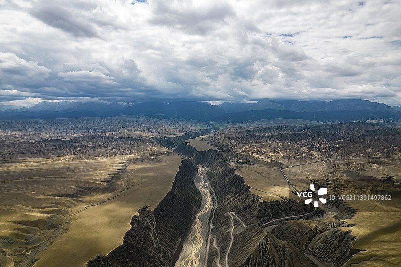 新疆维吾尔自治区伊犁自治州奎屯市安集海大峡谷图片素材
